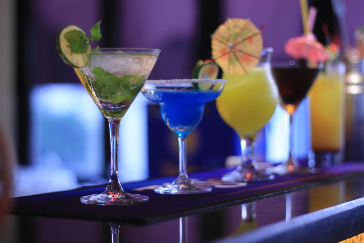 Ha Noi Cue Hub Hotel Hanoi Bagian luar foto